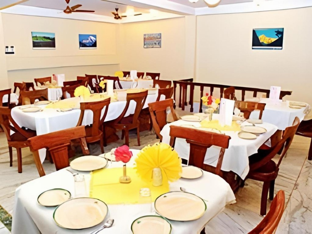 Hotel Aroma Palace Main image